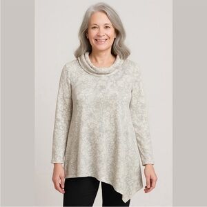 Ruby Rd women's tunic top in gray and pink. Size Medium